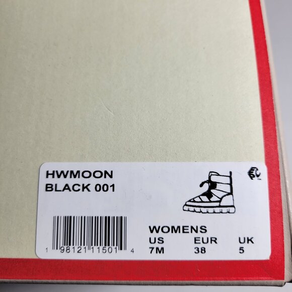 Hunter Women's Moon Lug Sole Insulated Waterproof Snow Booties in Black - Picture 4 of 10